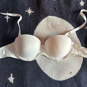 PINK Victoria's Secret White Bra